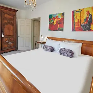 https://host-stay-st-denys-view.yorkshirehotels.net